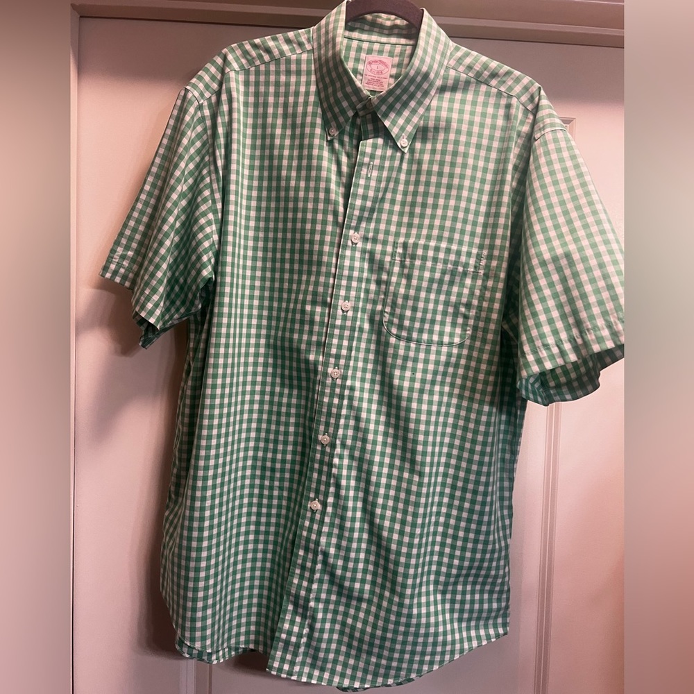 Brooks Brothers Short Sleeve Button Down